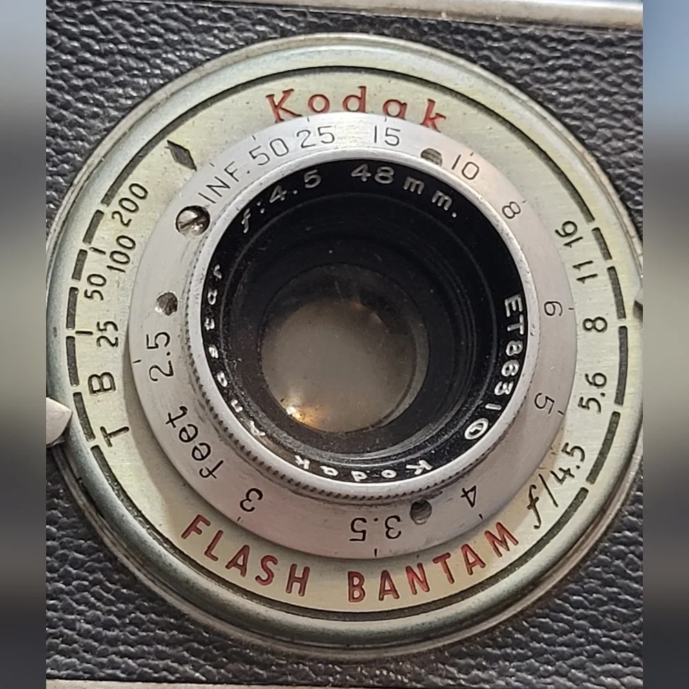 Kodak Flash Bantam Vintage Camera w/Leather Field Case Untested